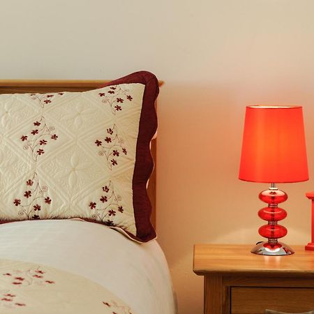 Edinburgh City Suites Экстерьер фото