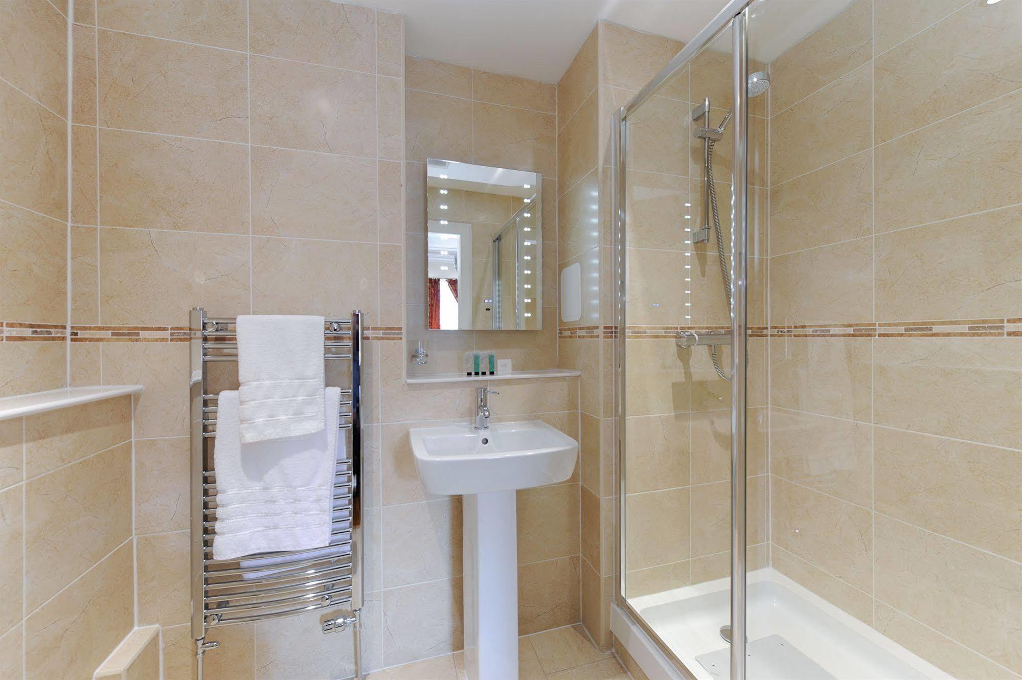 Edinburgh City Suites Экстерьер фото