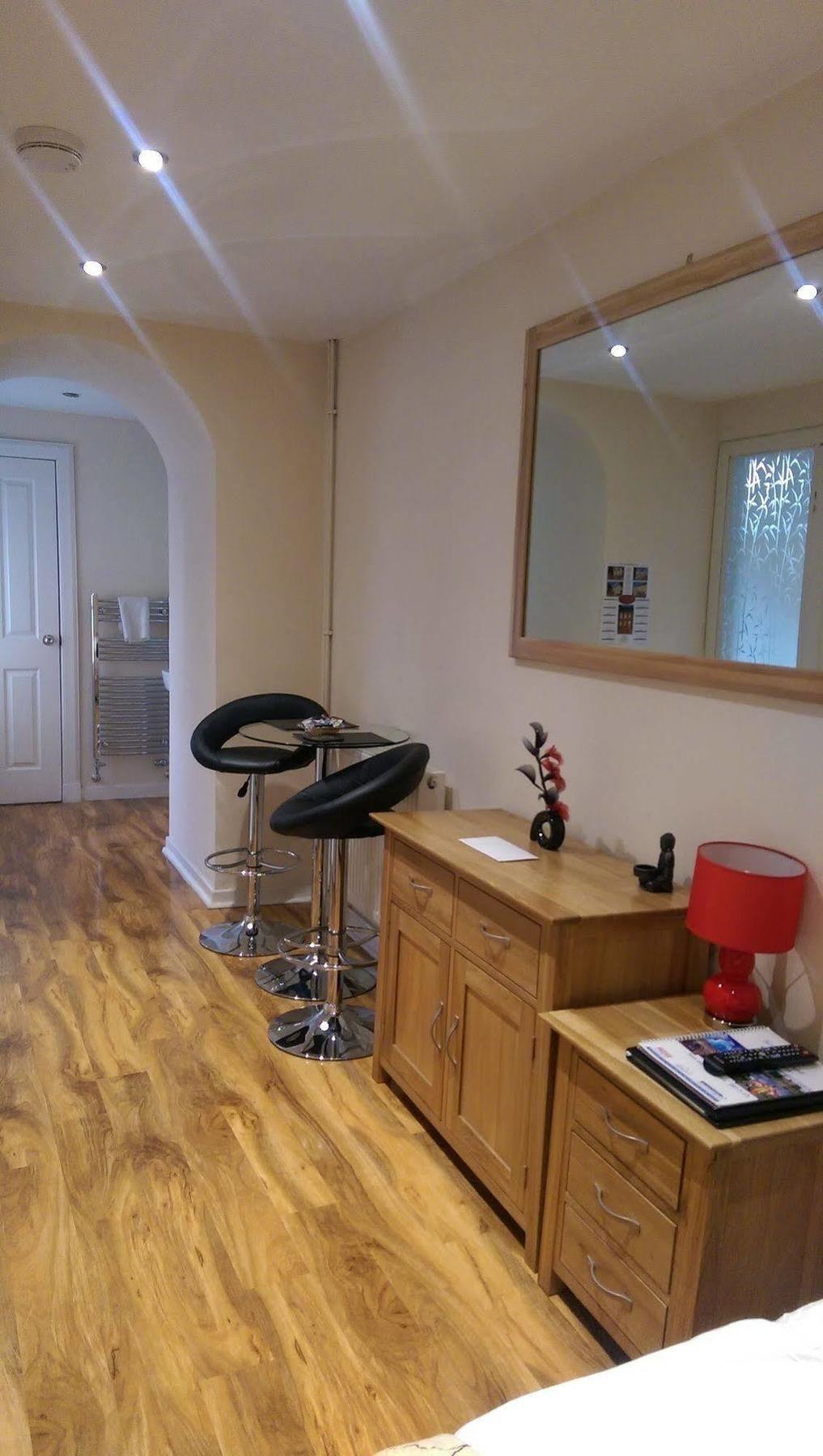 Edinburgh City Suites Экстерьер фото